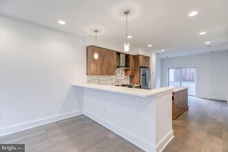 634 N 5th St in Philadelphia, PA - Building Photo - Building Photo