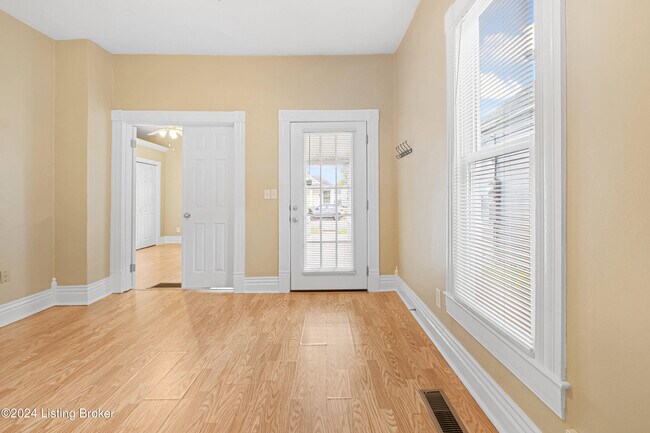 526 Warnock St in Louisville, KY - Building Photo - Building Photo
