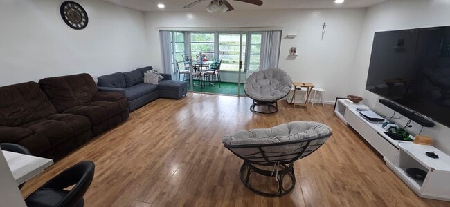 property at 725 Lori Dr