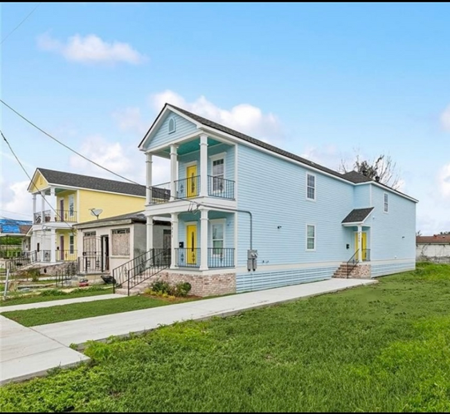 9311 Belfast St in New Orleans, LA - Building Photo - Building Photo