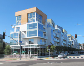 The Waverly in Santa Monica, CA - Building Photo - Building Photo