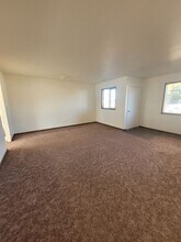 1234-1236 Mitchell Ave in Moses Lake, WA - Building Photo - Building Photo