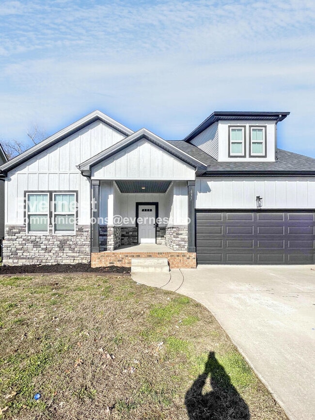 property at 637 Battery Ct