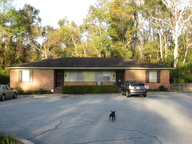 Lankford Place Apartments in Valdosta, GA - Building Photo - Building Photo