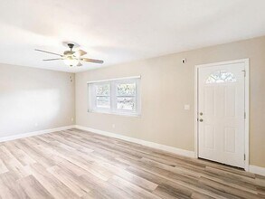 1363 Howard St in Clearwater, FL - Building Photo - Building Photo