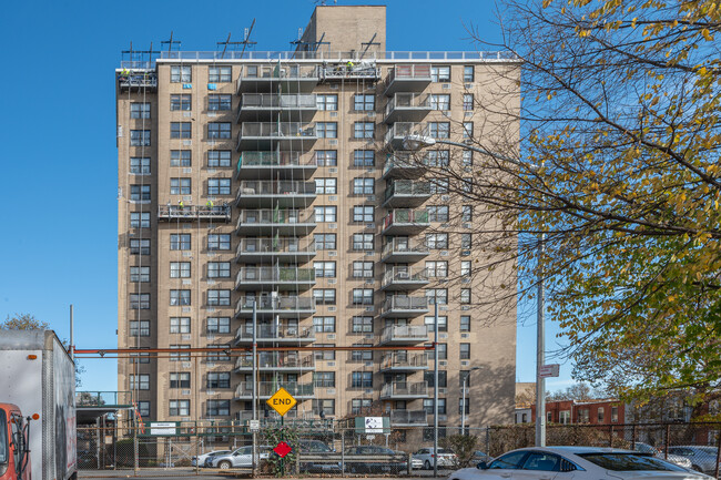 Hugh Grant Gardens in Bronx, NY - Building Photo - Building Photo