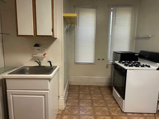 property at 14 Monument Sq