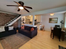 263 Sharp Cir in Roseville, CA - Building Photo