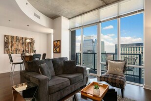 1464-1474 Stout St in Denver, CO - Building Photo