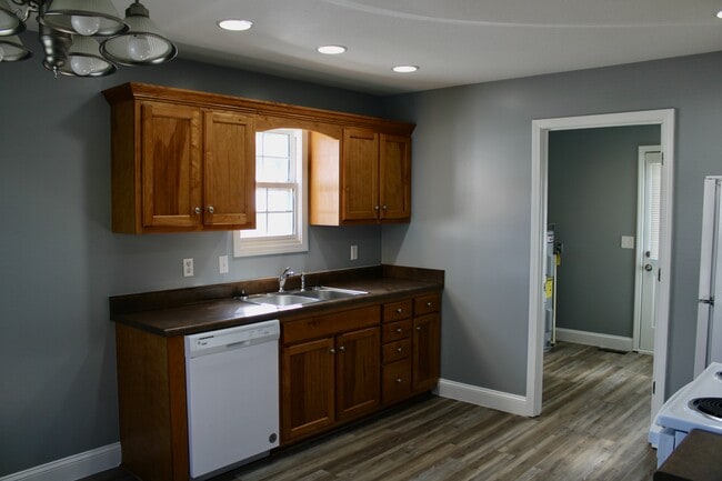 306 Chestnut Alley in Tullahoma, TN - Building Photo - Building Photo