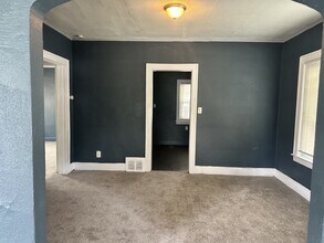 14011 Roselawn St in Detroit, MI - Building Photo - Building Photo