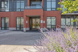 1010 Dundas St E in Whitby, ON - Building Photo - Building Photo