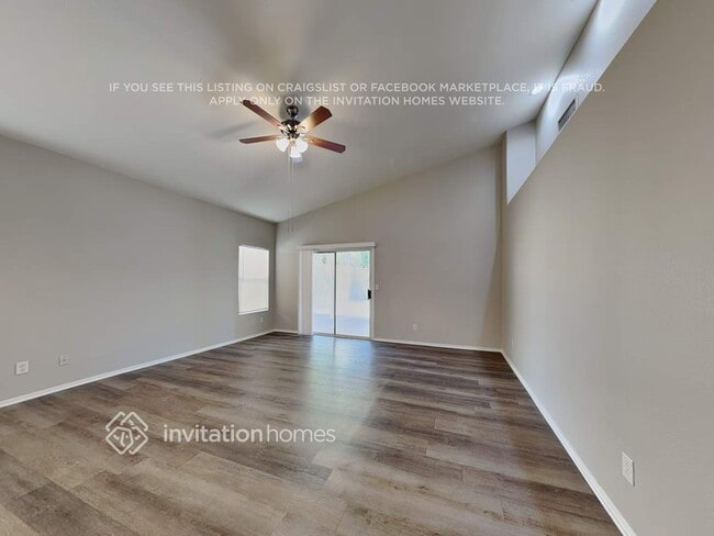 17609 N 14th St in Phoenix, AZ - Building Photo - Building Photo