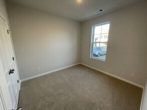 1238 Mason Dl in Columbia, TN - Building Photo - Building Photo