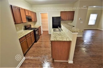 592 Rock Hill Pkwy in Lithia Springs, GA - Foto de edificio - Building Photo