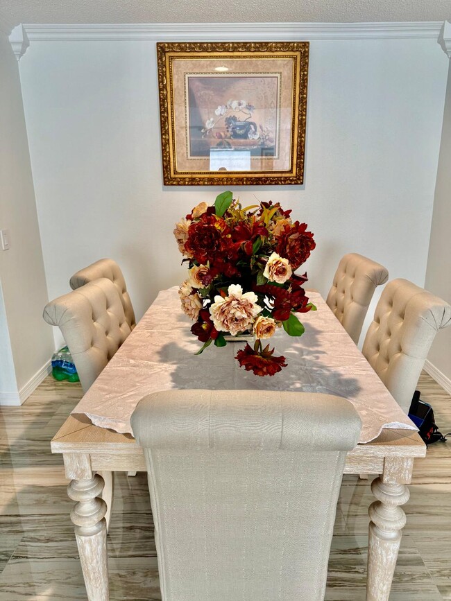 property at 9481 Highland Oak Dr