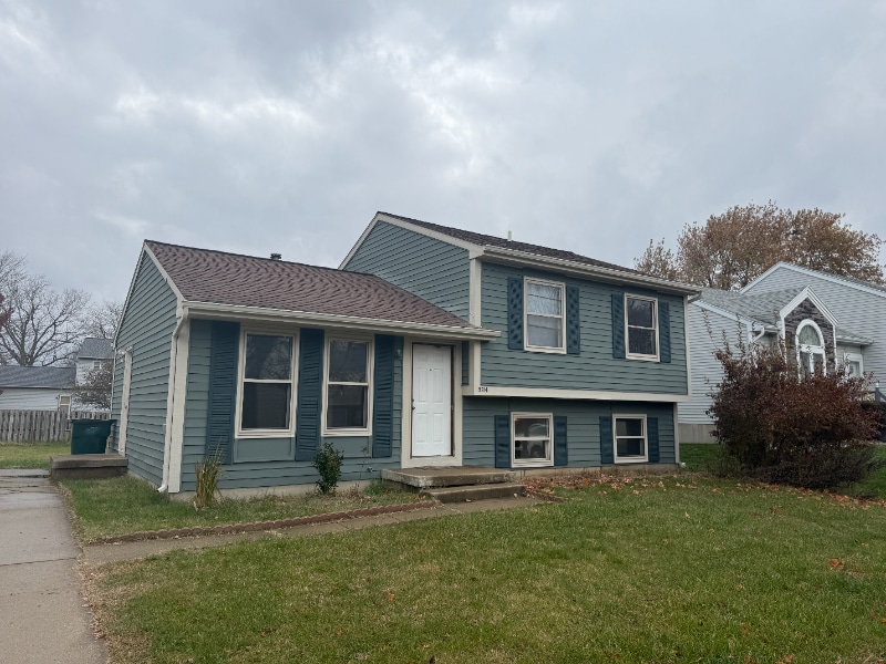 5814 Laporte Dr in Lansing, MI - Foto de edificio