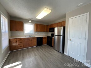 1742 Park Terrace Ln in Winston-Salem, NC - Building Photo - Building Photo