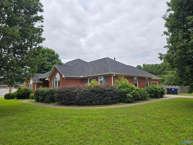 100 Tanglefoot Dr in Huntsville, AL - Building Photo - Building Photo