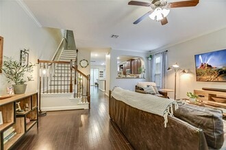 2516 Amur Dr in Austin, TX - Building Photo - Building Photo