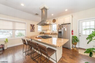 131 Willow Ave in Garwood, NJ - Building Photo - Building Photo
