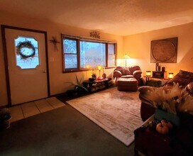 123 127 in Rossville, KS - Building Photo - Building Photo