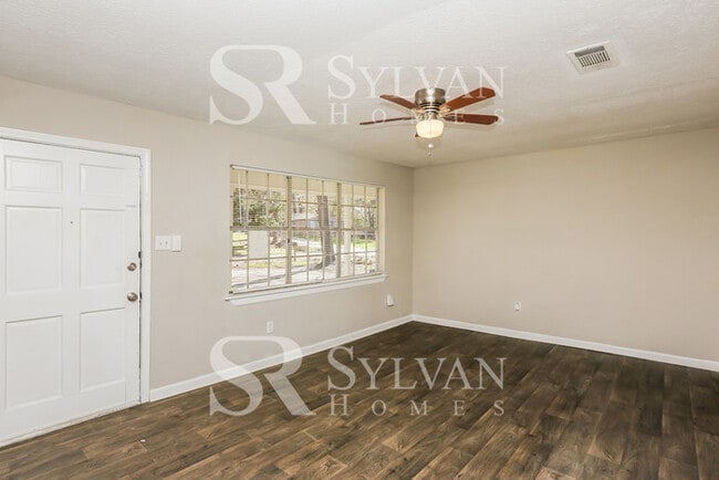 632 Upper Darby Rd in Jackson, MS - Building Photo - Building Photo
