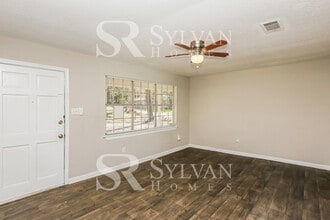 632 Upper Darby Rd in Jackson, MS - Building Photo - Building Photo