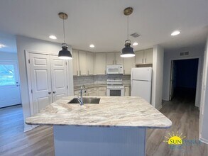 124 Harding Rd in Niceville, FL - Building Photo - Building Photo