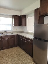 2103 Jobbins Dr in Leesburg, FL - Building Photo - Building Photo