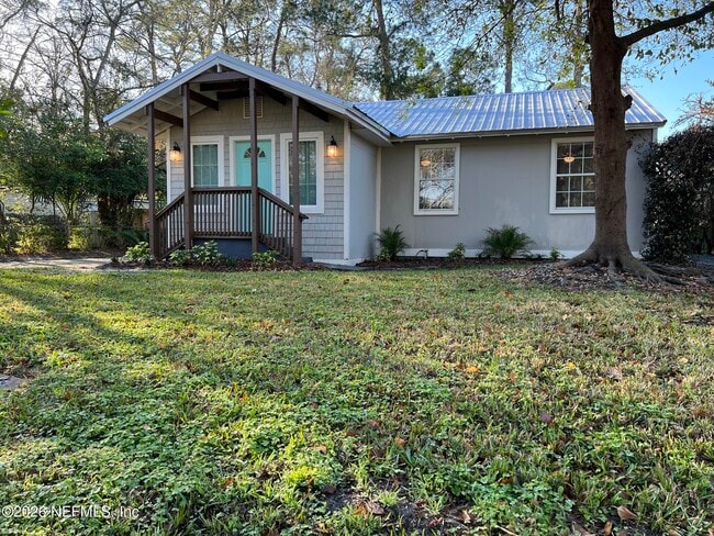 property at 4550 Crescent St