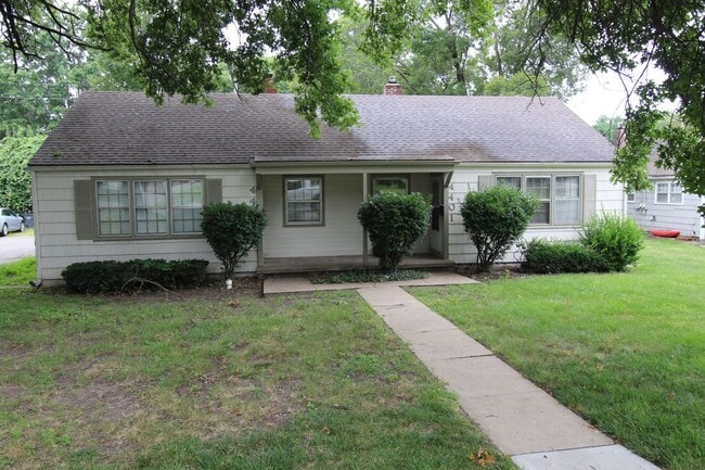 property at 4401 S Parkway Dr