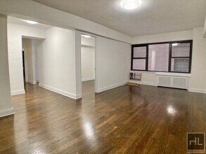 EAST 57 STREET in New York, NY - Building Photo - Building Photo