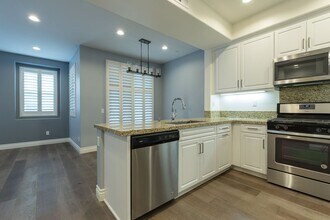 3750 Jellyfish Ln in Oxnard, CA - Building Photo - Building Photo