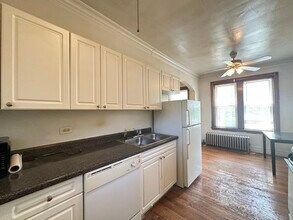4830 W Addison St in Chicago, IL - Building Photo - Building Photo