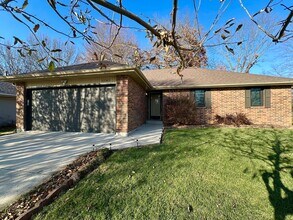 2765 E Verona St in Springfield, MO - Building Photo - Building Photo