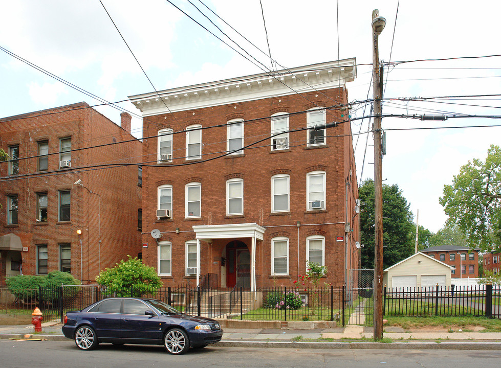 162 Lawrence St in Hartford, CT - Building Photo