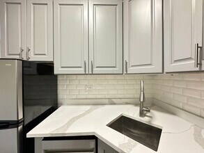508 W Belmont Ave in Chicago, IL - Building Photo - Building Photo