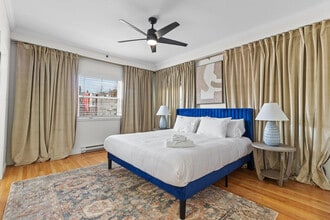 141 Duckworth St, Unit SI FL2-ID1438806P in St John's, NL - Building Photo - Building Photo