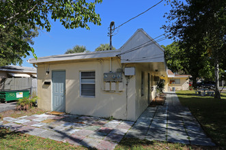 2801-2809 NE 6th Ln in Fort Lauderdale, FL - Building Photo - Building Photo