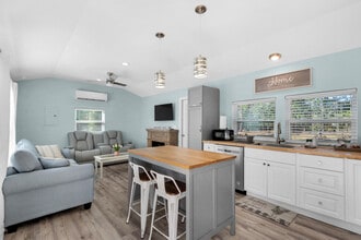156 McCloud Rd in Freeport, FL - Building Photo - Building Photo