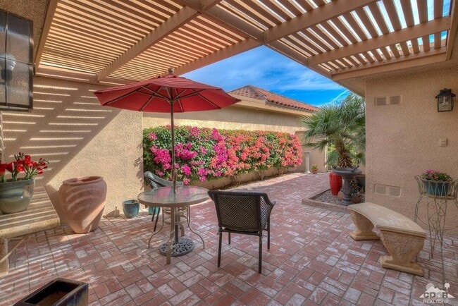 property at 48 Palma Dr