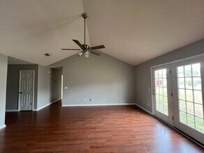 705 Ogeechee Dr E in Statesboro, GA - Building Photo - Building Photo