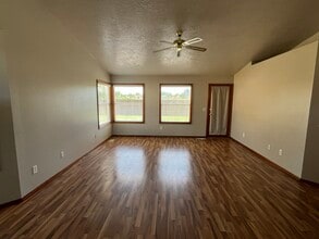 7667 W Prince St in Boise, ID - Building Photo - Building Photo