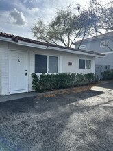 8704 NW 38th Dr in Coral Springs, FL - Building Photo - Building Photo