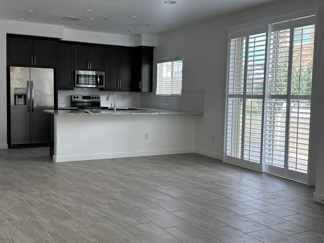 4100 S Pinelake Way, Unit 185