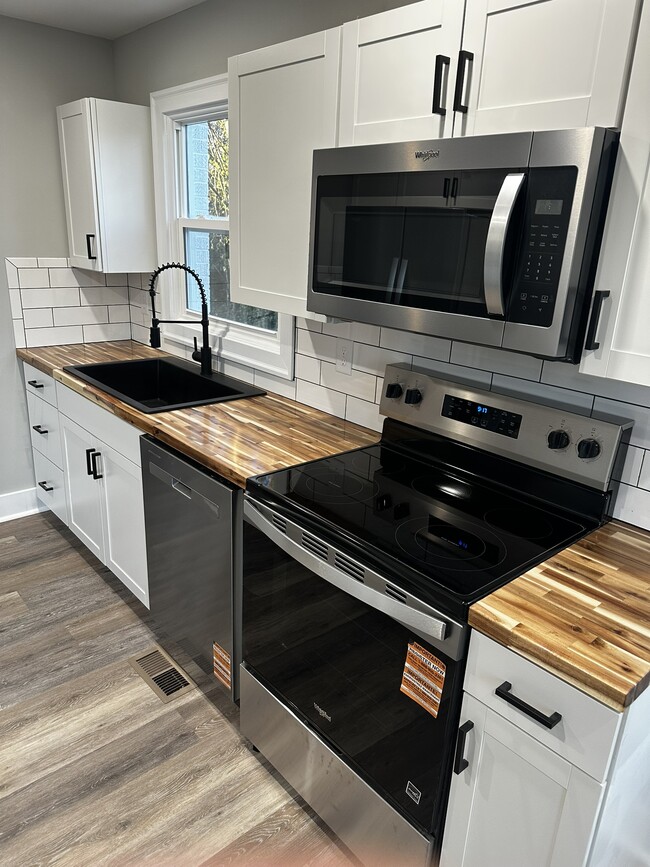 2506 Halls Hill Pike in Murfreesboro, TN - Building Photo - Building Photo