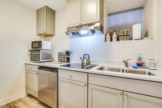 4829 S Forrestville Ave in Chicago, IL - Building Photo - Building Photo