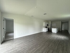 3081 NE 38th St in Ocala, FL - Building Photo - Building Photo