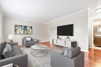 2412 Peachwood Cir NE in Atlanta, GA - Building Photo - Building Photo